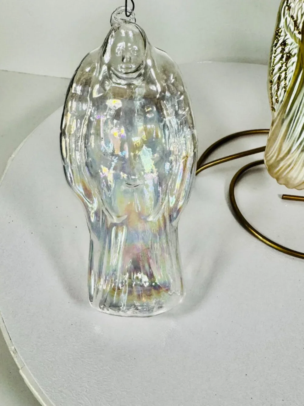 2 Whitehurts Blown Glass 5.5